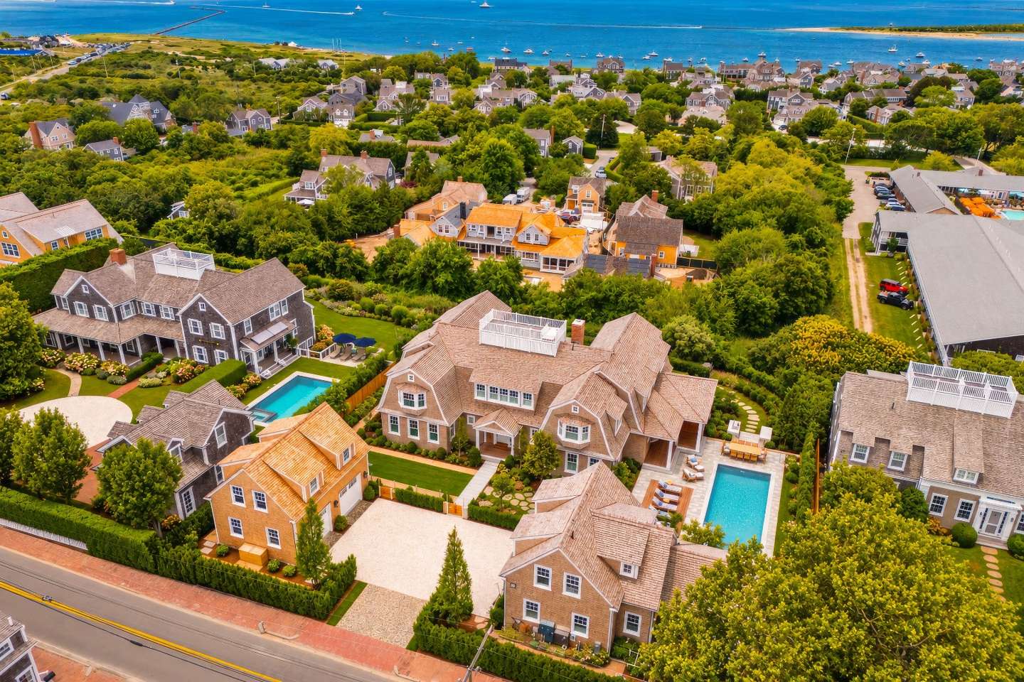 33 Cliff Road, Nantucket